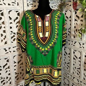 SUNFLOWER SENSATIONAL GREEN & MULTICOLORS ABSTRACT SHORT SLEEVE PLUS TOP